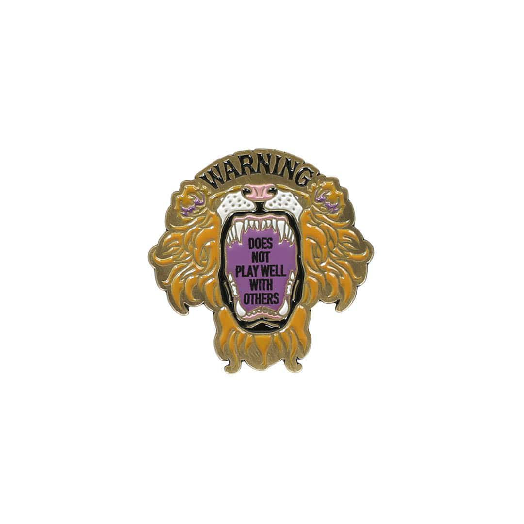 インテリア雑貨・小物 > ピンズ【WARNING LION】