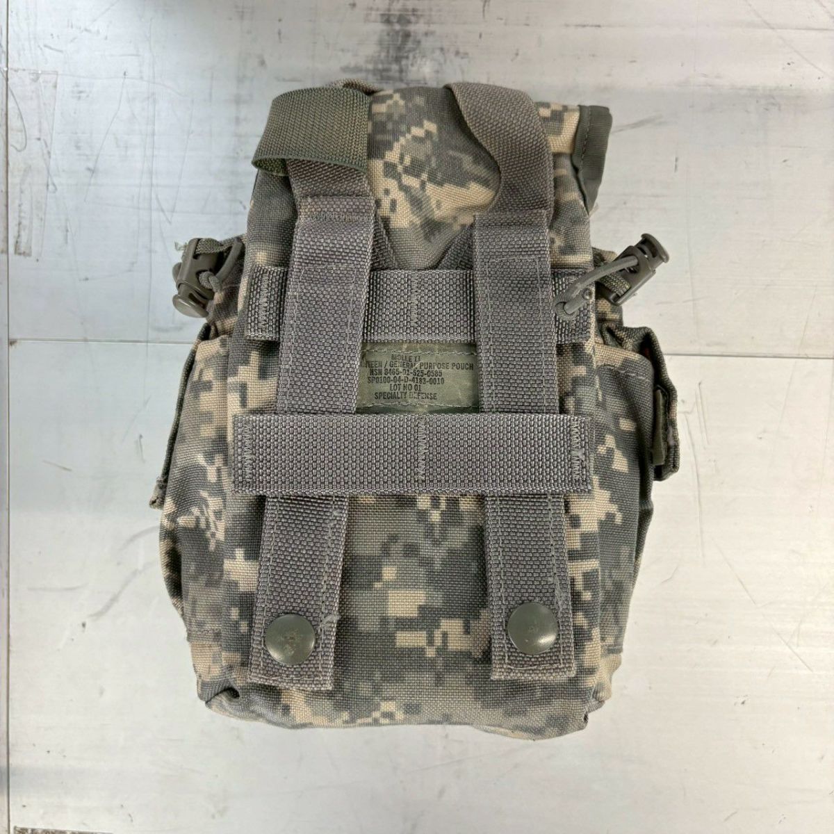 G.I.TTOOLS > 迷彩キャンティーンポーチ