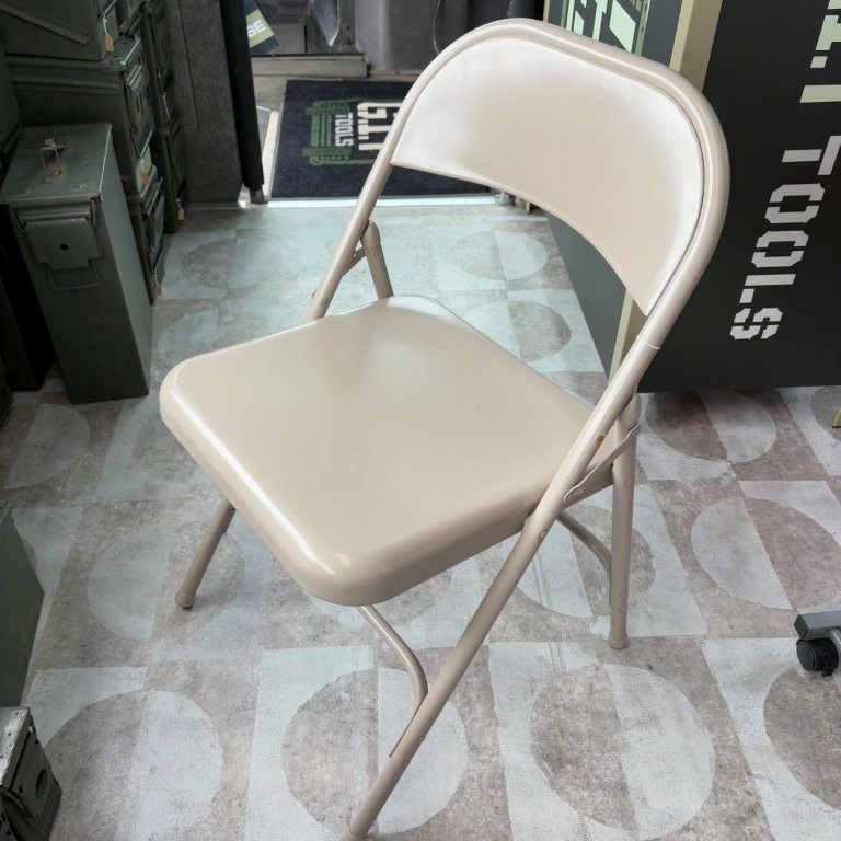 G.I.TTOOLS > LOREELパイプ椅子