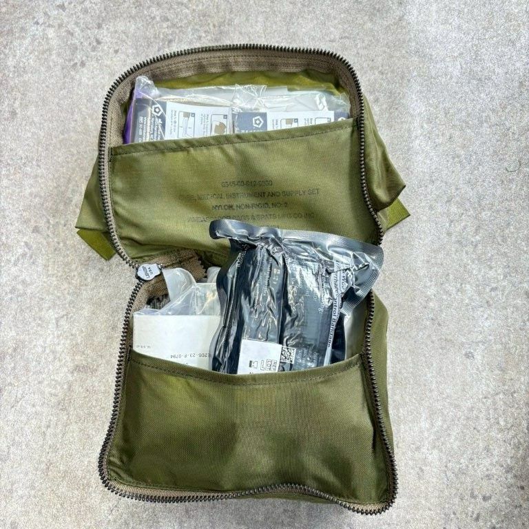 G.I.TTOOLS > FIRST AID KIT GENERAL PURPOSE ポーチ（ガーゼ、包帯、絆創膏セット）