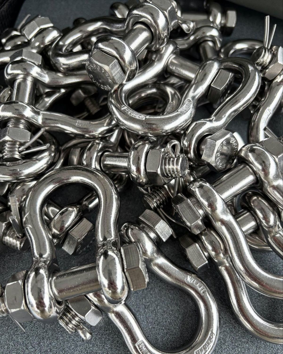 G.I.TTOOLS   シャックル (WLL/750kg)