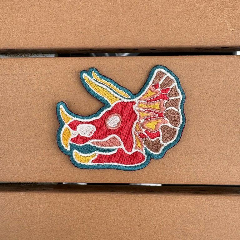 ダイナソー ワッペン 【D3 TRICERATOPS】