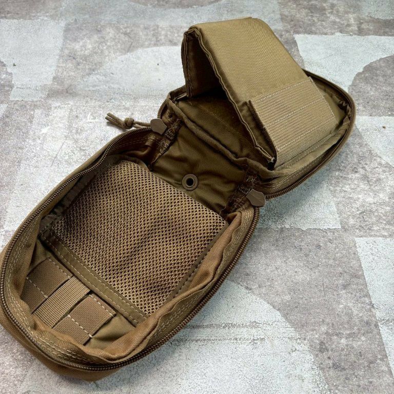 G.I.TTOOLS > ナイトビジョンポーチ