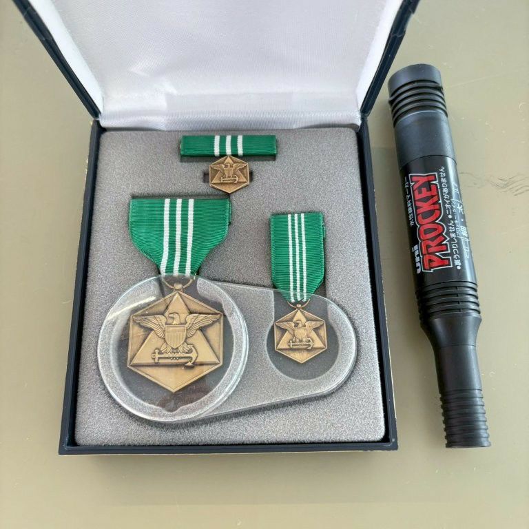 G.I.TTOOLS > 【米海軍 正規表彰用】CIVILIAN SERVICE メダルセット