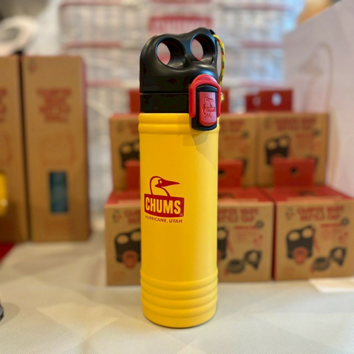 CHUMS > キャンパーウェーブボトルキャップ